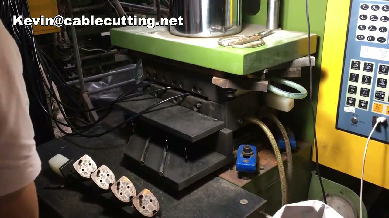 Yüksek Performanslı Plastik Enjeksiyon Kalıplama Makinesi | Fiş Üretim Çözümleri