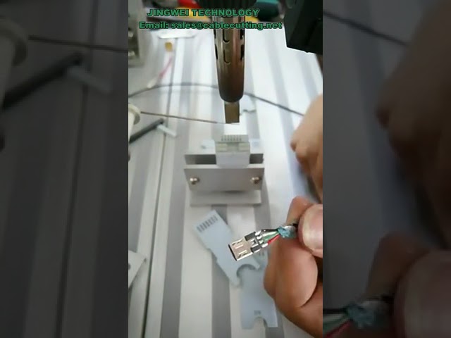 Yüksek Hassasiyetli Type C Kablo Lehim Makinesi | iPhone USB-A Otomatik DIY Kaynak